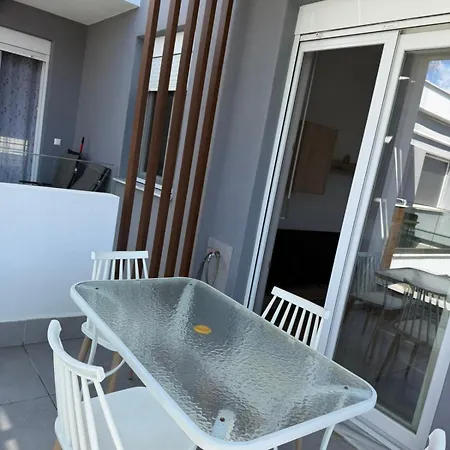 Appartamento Perla Azure Ofrynio *